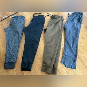 American Eagle men’s joggers